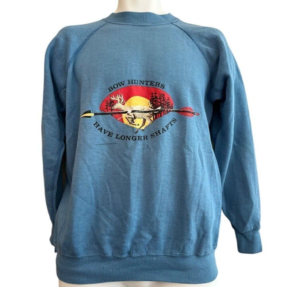 Mens Medium Bow Hunters Have Longer Shafts Sweater Buck Deer USA Sweatshirt Vtg